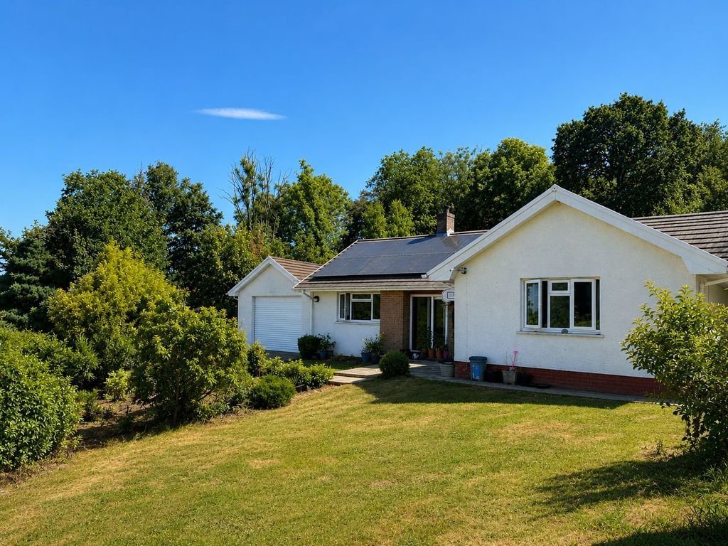Property photo 1 of 25
