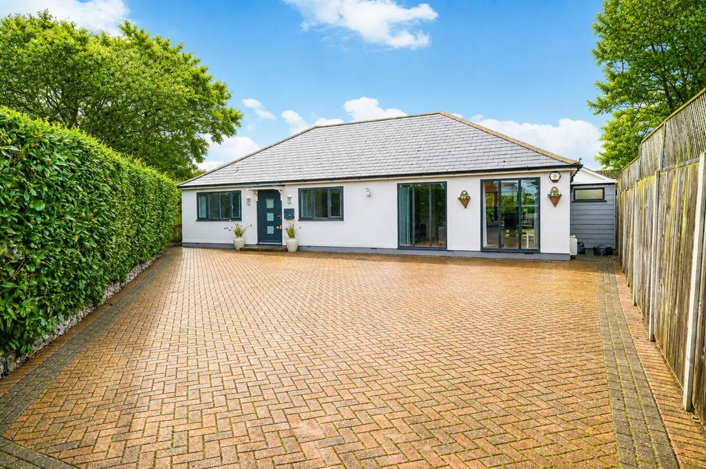 Property photo 1 of 24 Picture No. 28