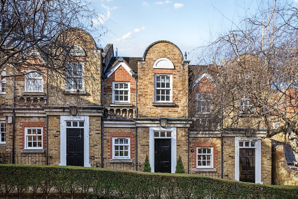 Property photo 2 of 16 Picture No. 43