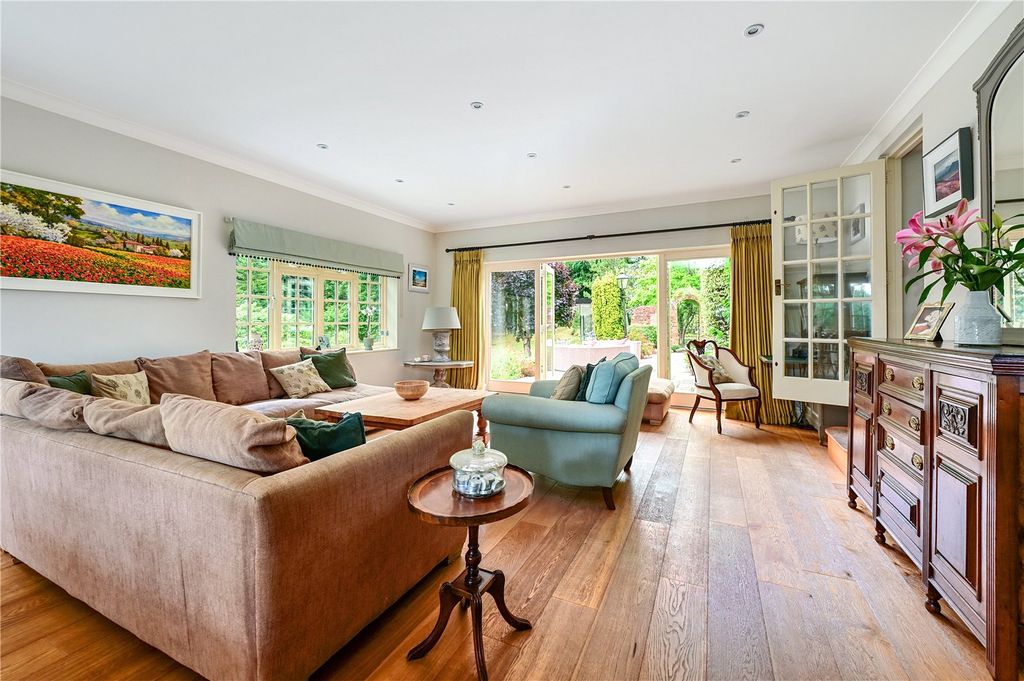 Property photo 2 of 27 Picture No. 09