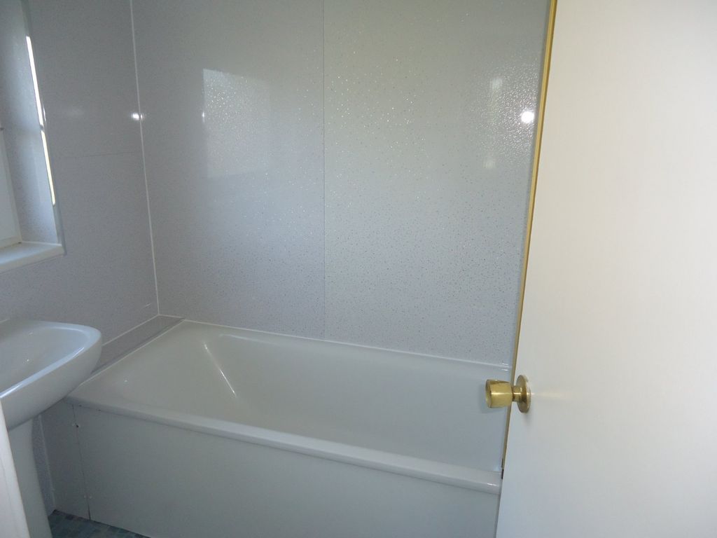 Property photo 3 of 5 Photo 3