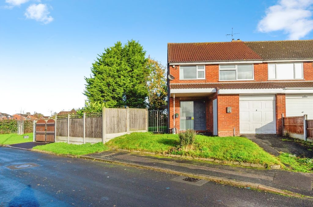 Property photo 1 of 19 Photograph