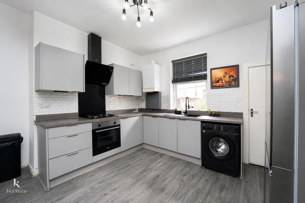 Property photo 1 of 18 Stanley (13).Png
