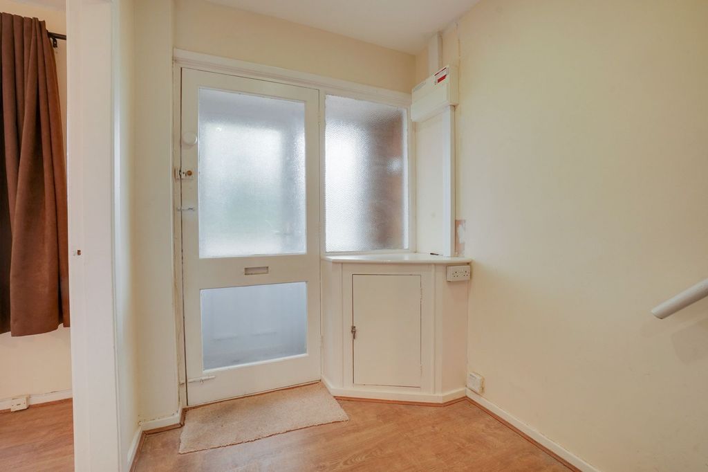 Property photo 2 of 23