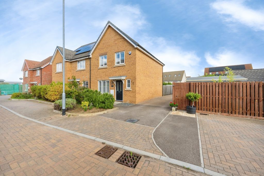 Property photo 1 of 20 Pbox-Img.Jpg