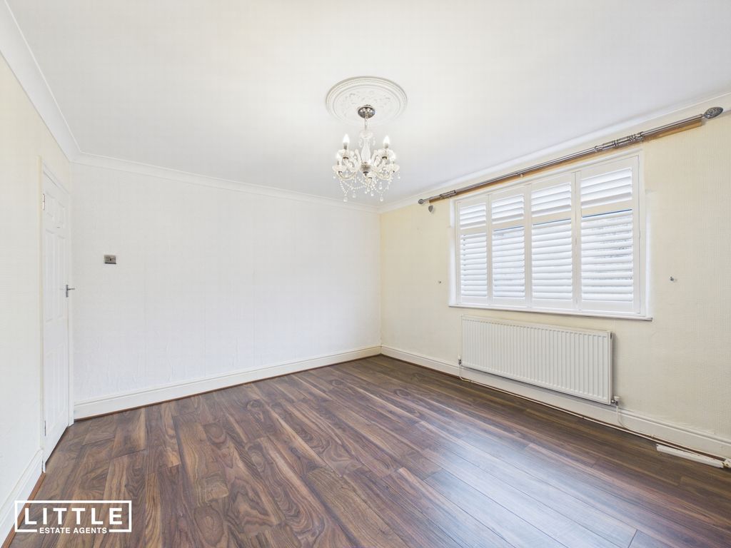 Property photo 3 of 20 Photo 2