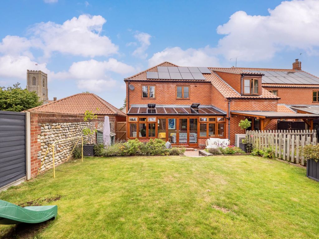 Property photo 1 of 36