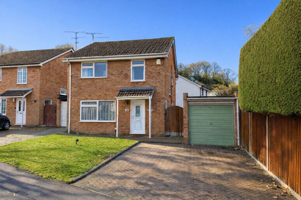 Property photo 1 of 17