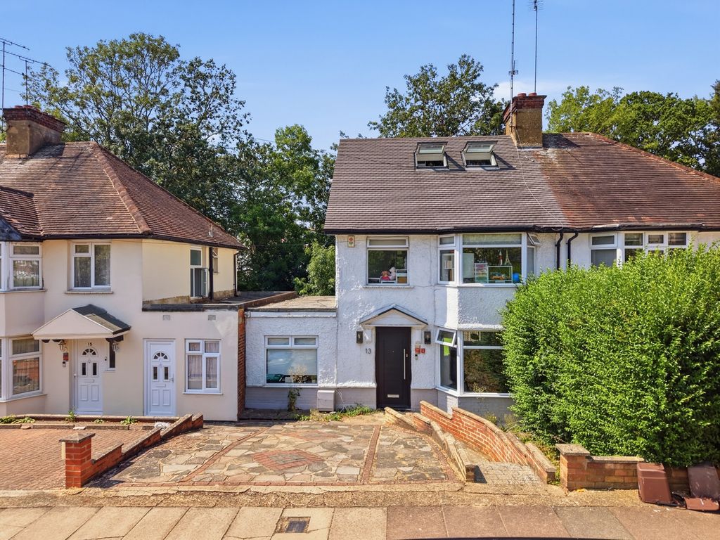 Property photo 1 of 18