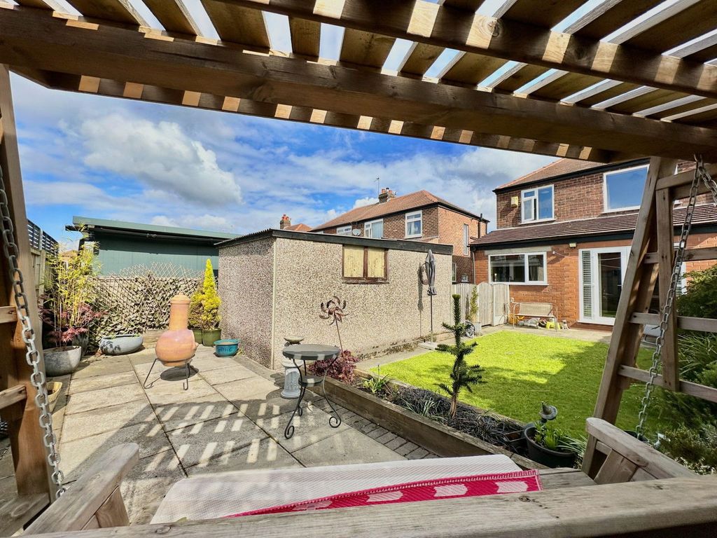 Property photo 2 of 24