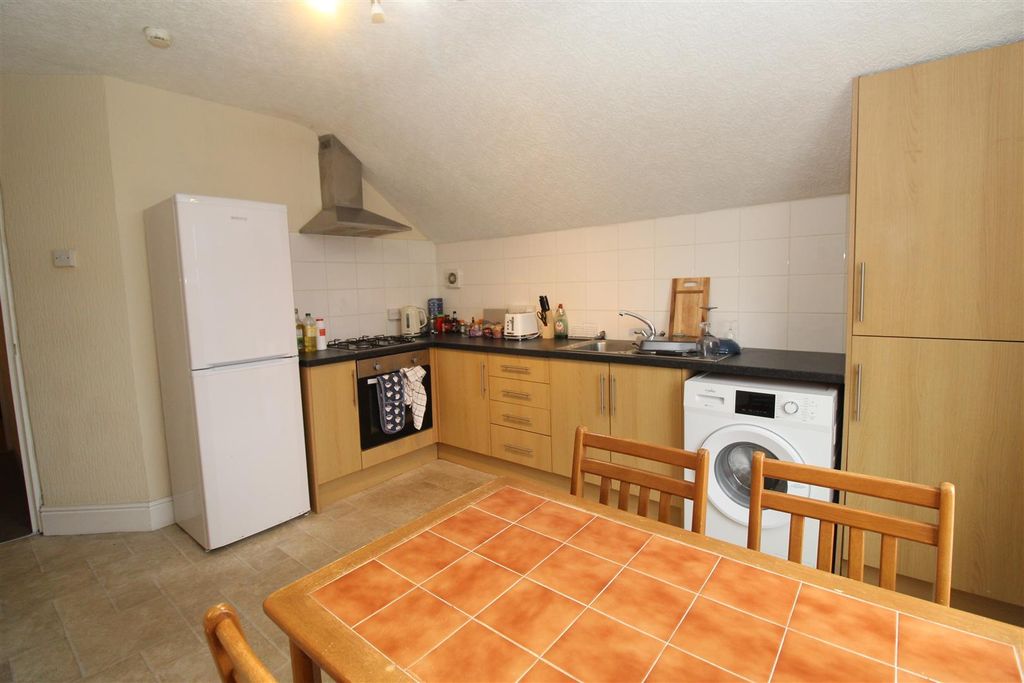 Property photo 2 of 17 Img_8682.Jpg