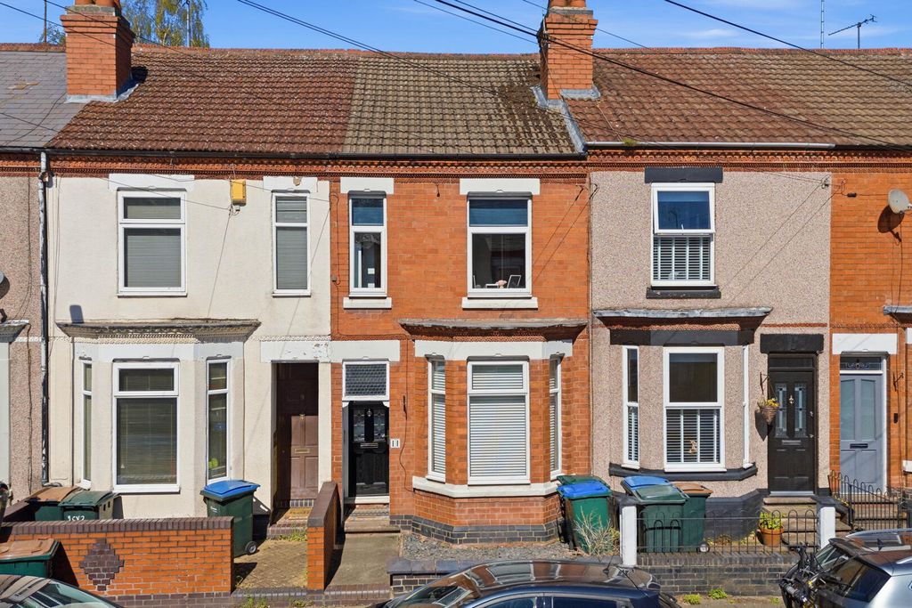 Property photo 1 of 22 Front (Exterior)