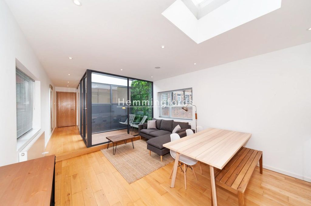 Property photo 3 of 11 Old Street-7.Jpg