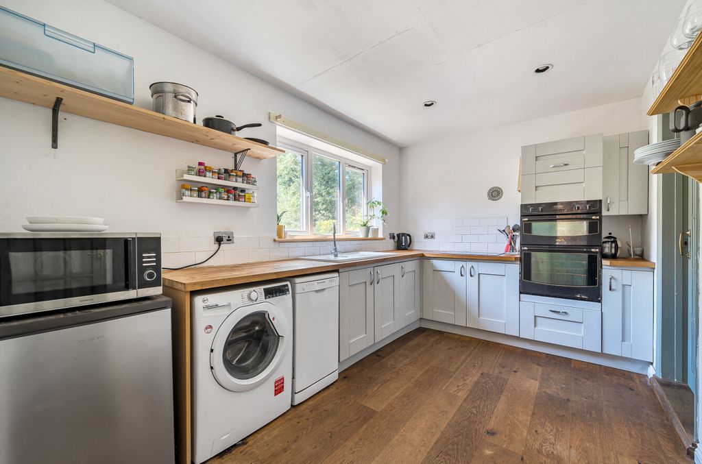 Property photo 2 of 19 1301252-16-6862B0...