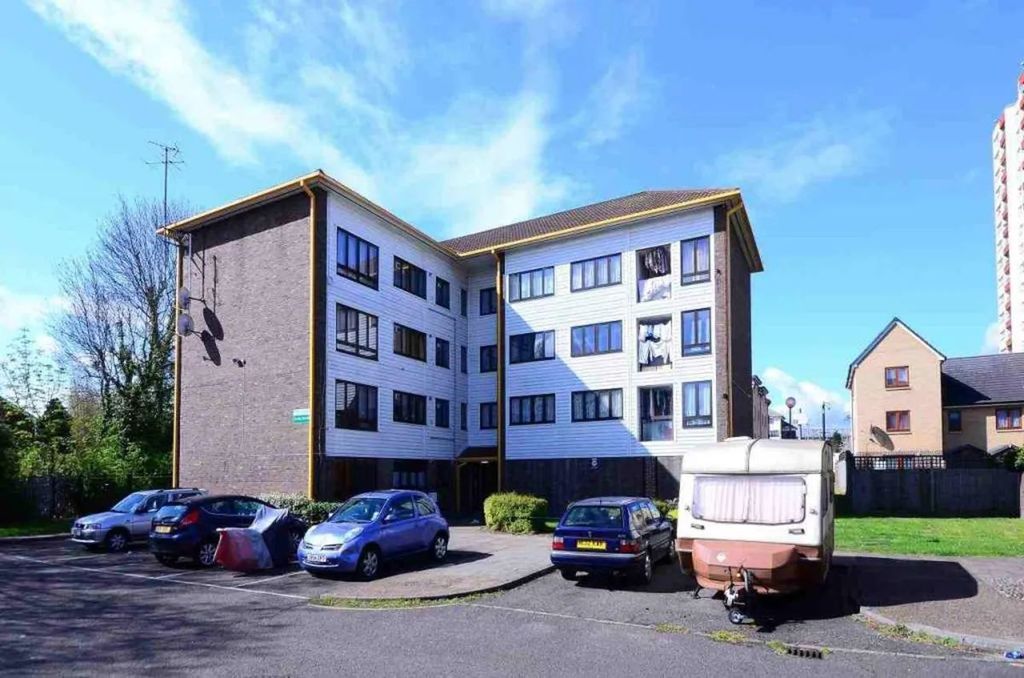 Property photo 1 of 6