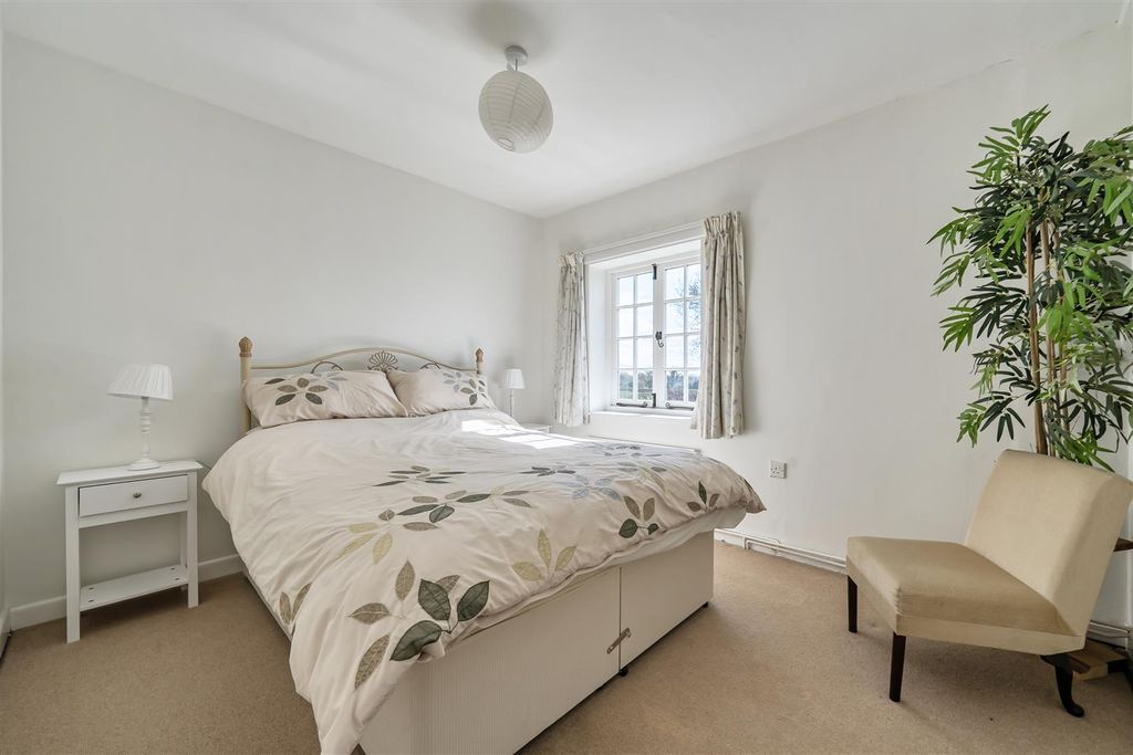 Additional image 10 of 3 bed detached house to rentWoodcutts, Salisbury SP5