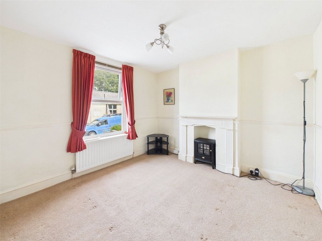 Property photo 3 of 13 Picture No. 01