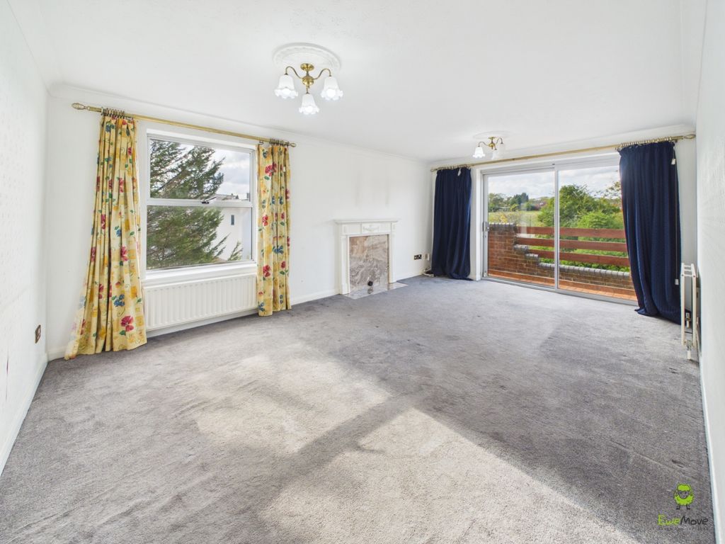 Property photo 2 of 12 Presented By Clinton Crawford Of Ewemove Bexley An