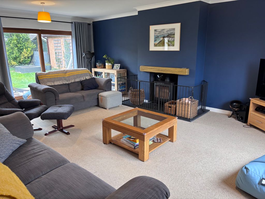Property photo 2 of 24 Living Room Porthcawl Cf36