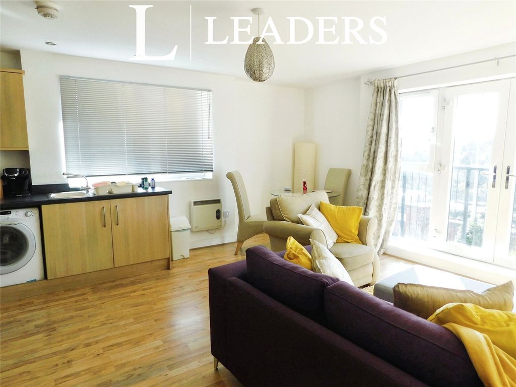 Property photo 2 of 6 Picture No. 08