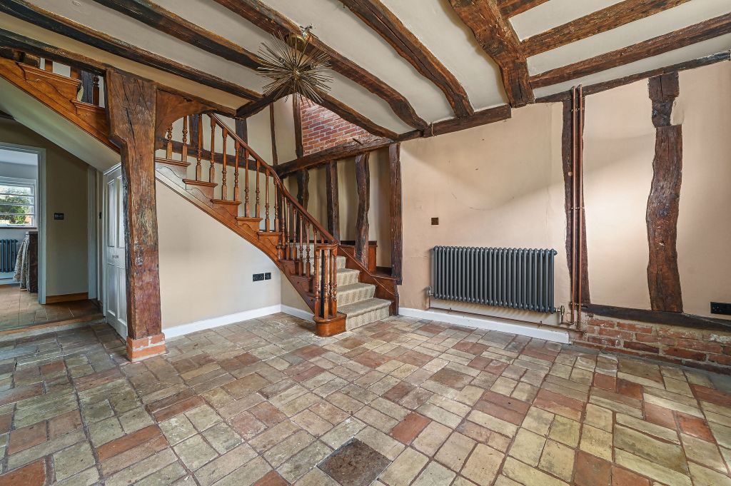 Property photo 3 of 25