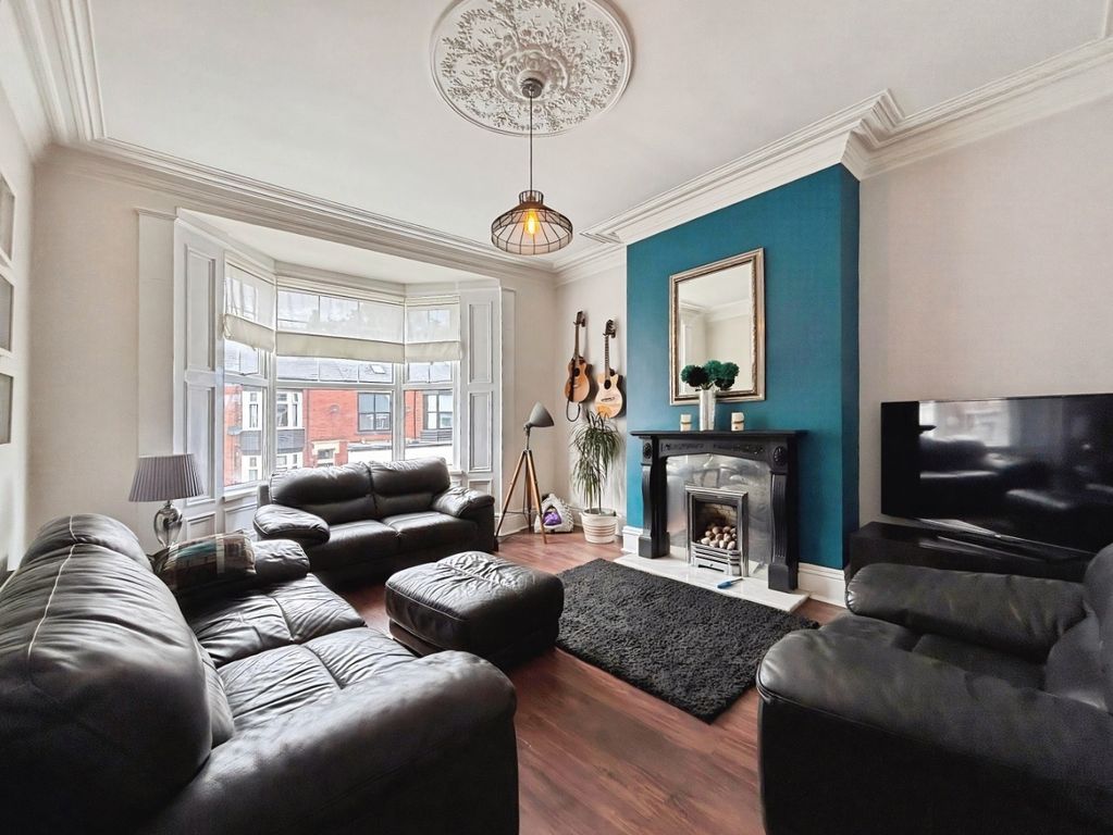 Property photo 1 of 15 4958670