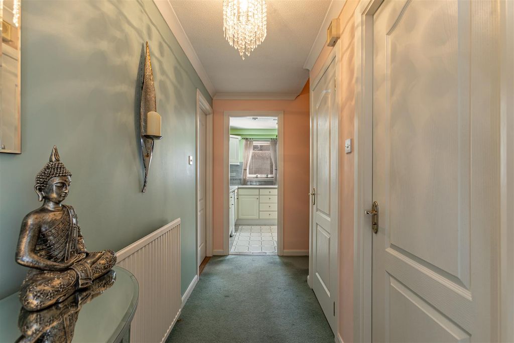 Property photo 3 of 49 10 East Clapperfield Edinburgh 11.Jpg