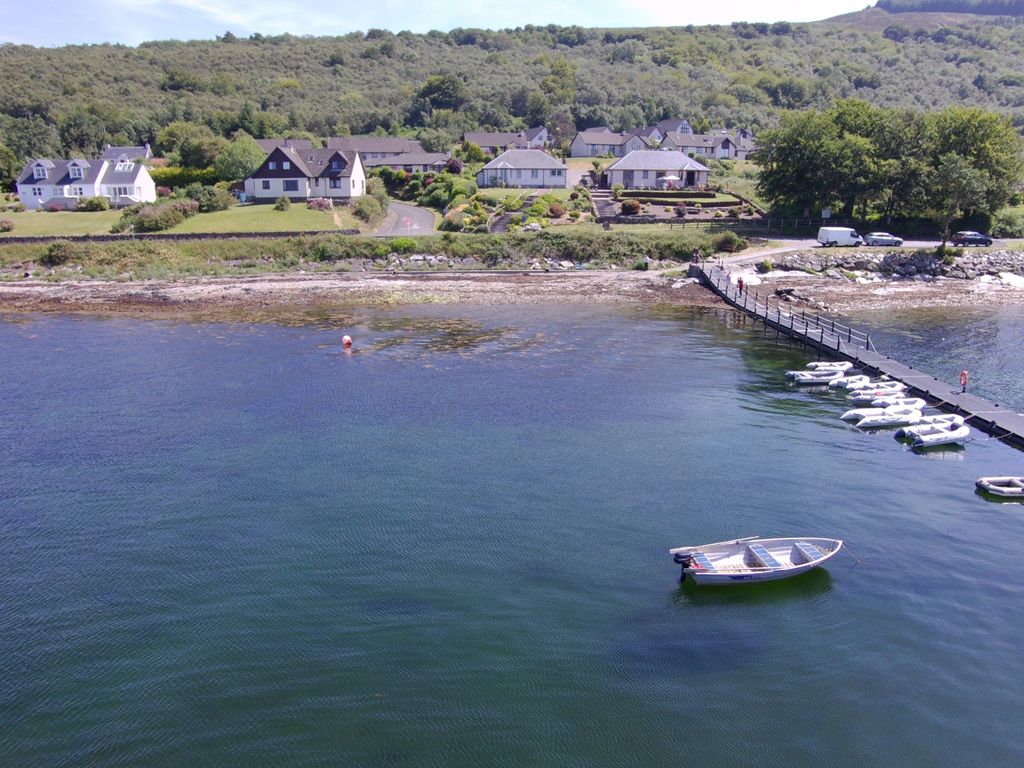 Property photo 2 of 34 5000353