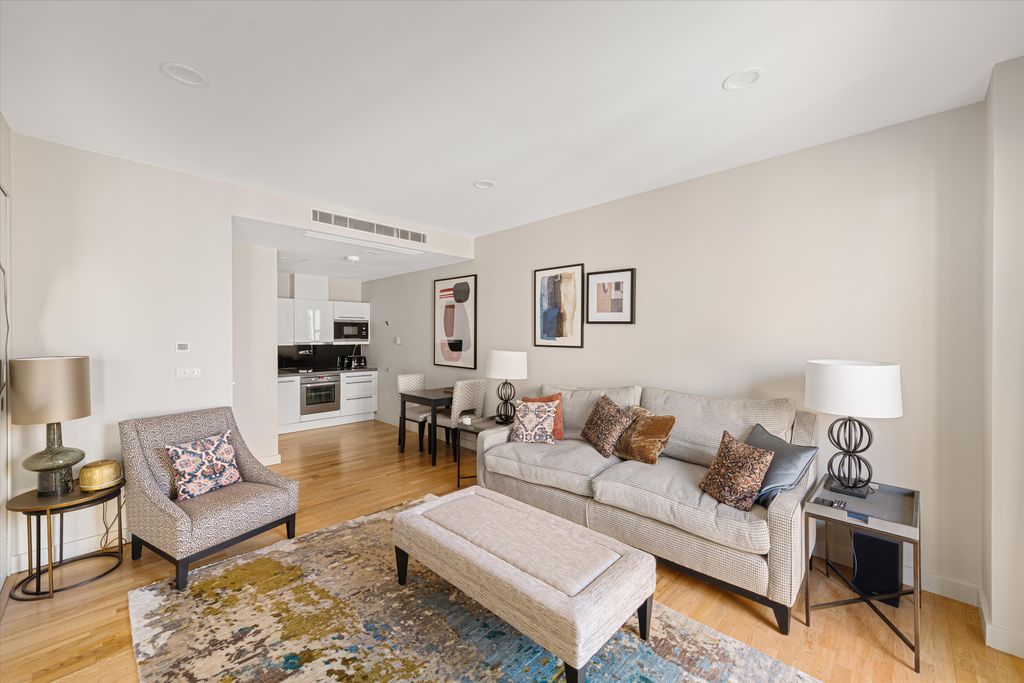 Property photo 1 of 12 Image