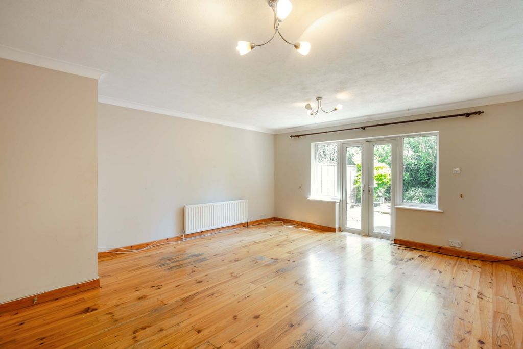 Property photo 3 of 10 Picture No. 03