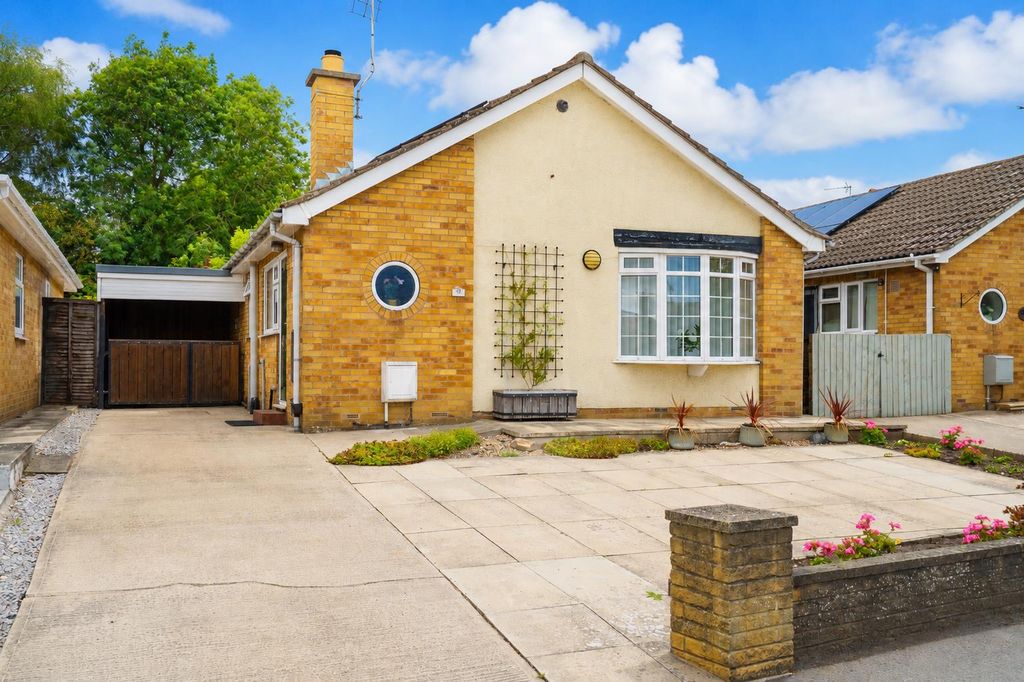 Property photo 1 of 15 External