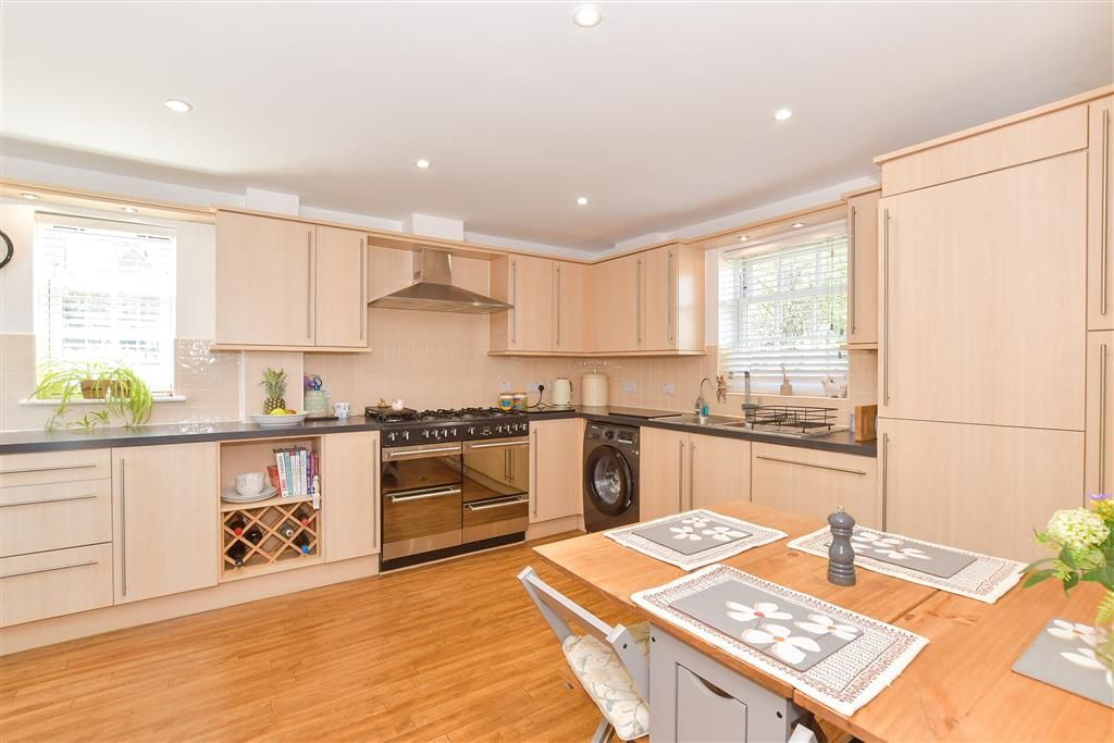 Property photo 1 of 15 Kitchen/ Breakfast Room