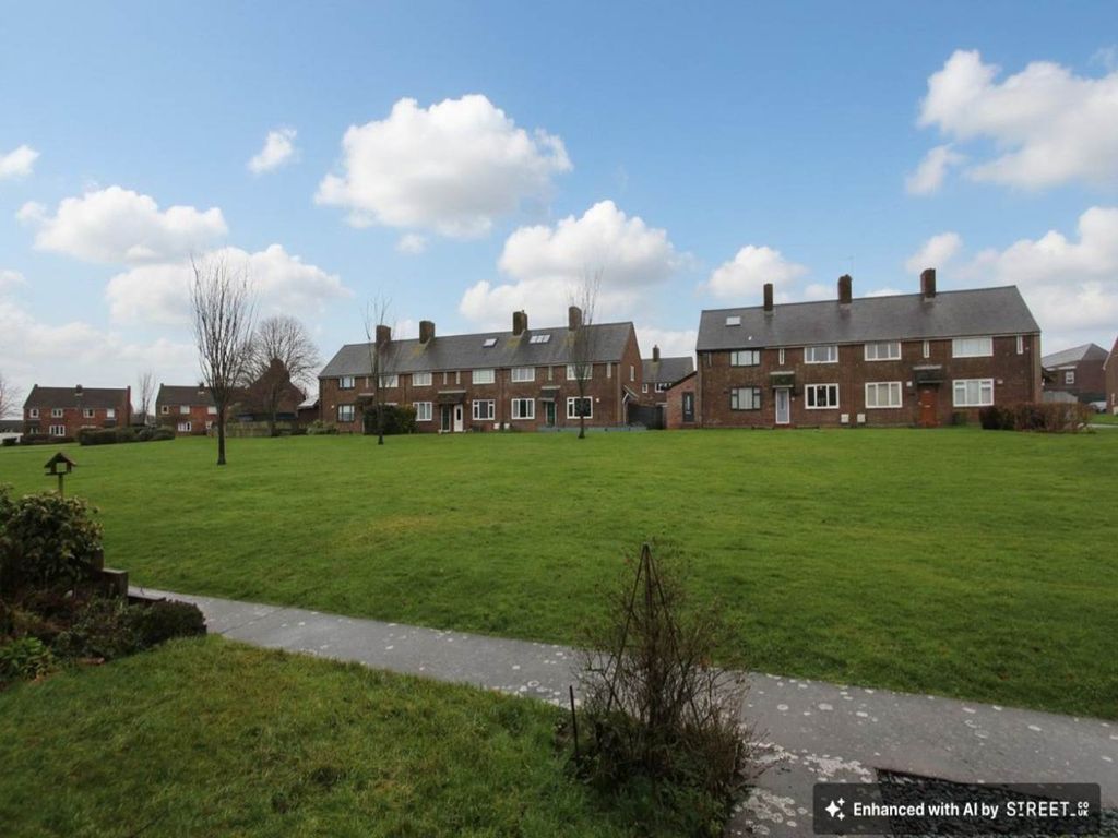 Property photo 1 of 10 Front Aspect