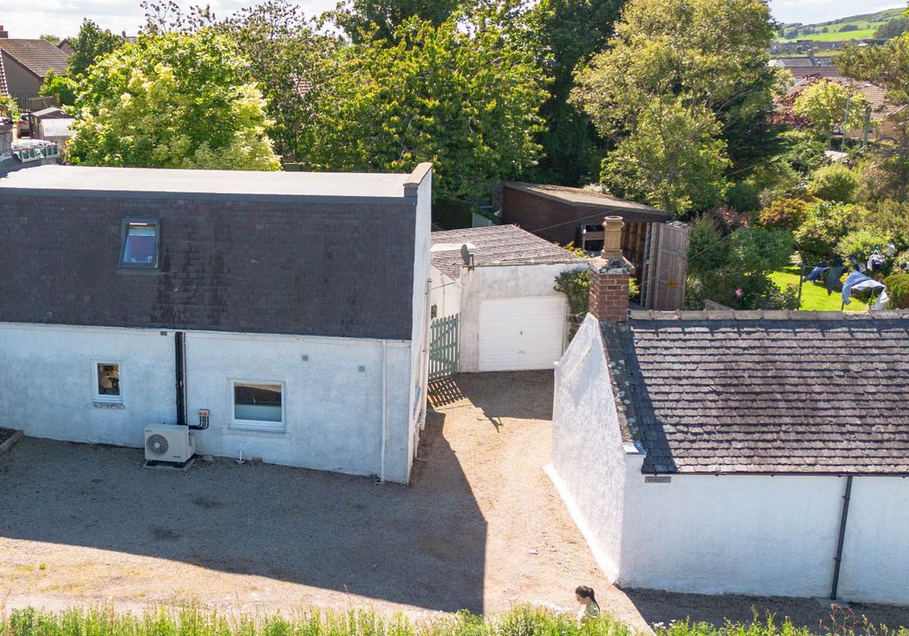 Property photo 2 of 29 Front & Parking