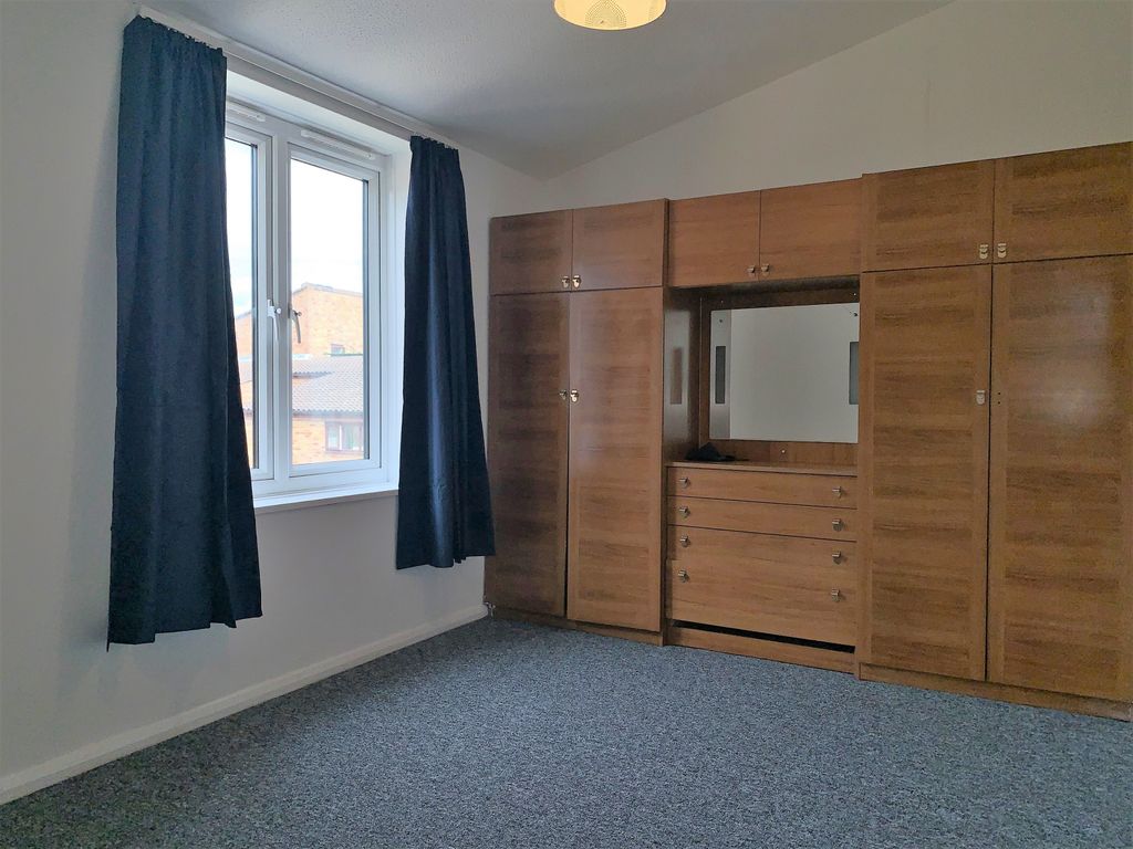 Property photo 3 of 10 Gallery