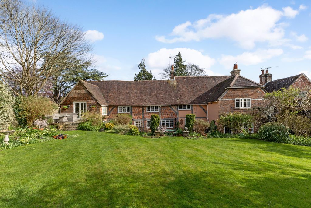 Property photo 2 of 21 Image