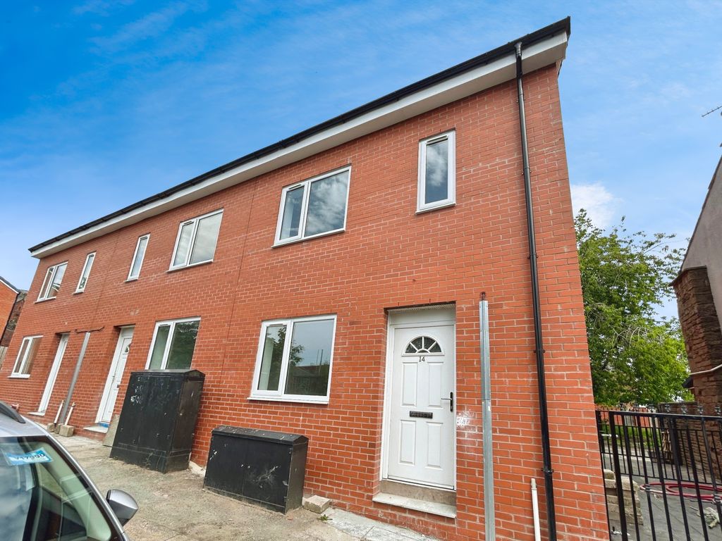 Property photo 1 of 14