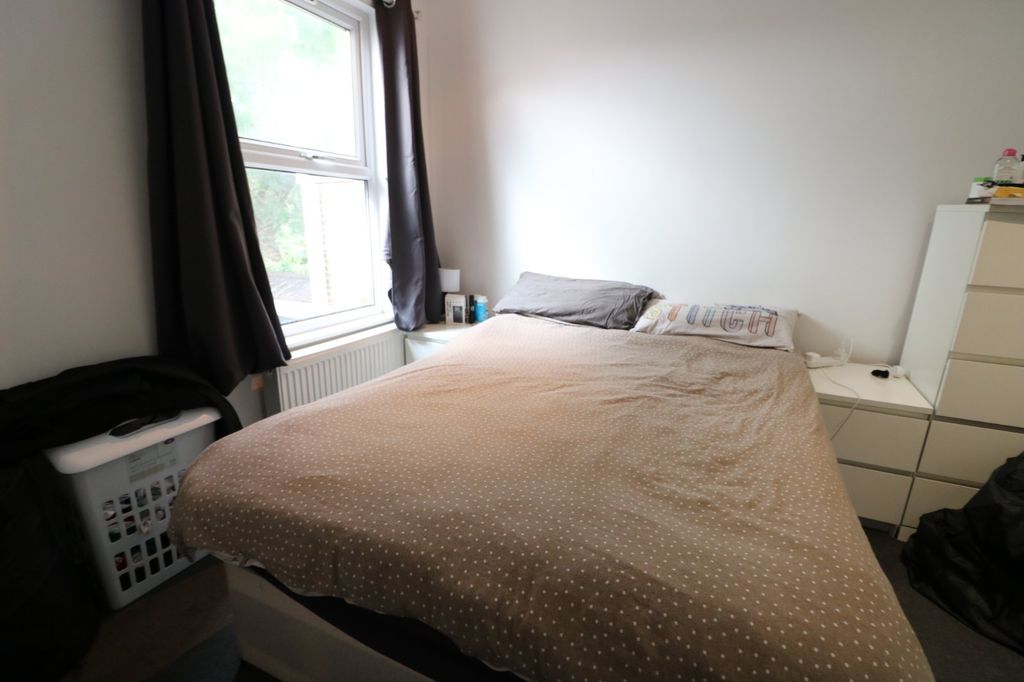 Property photo 3 of 4 Bedroom