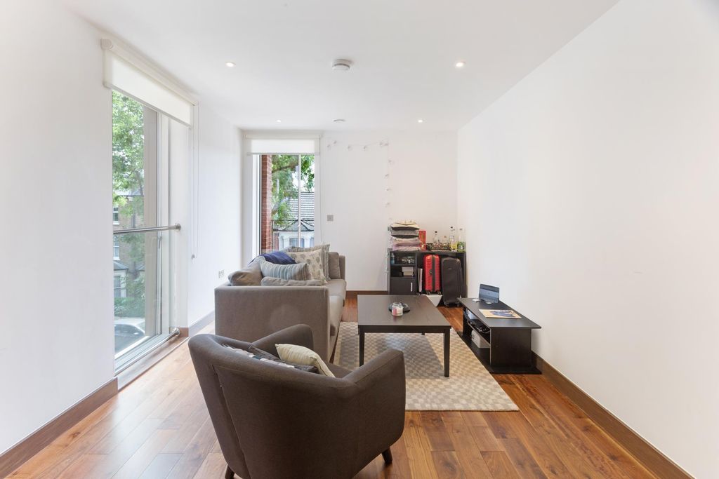 Property photo 2 of 11