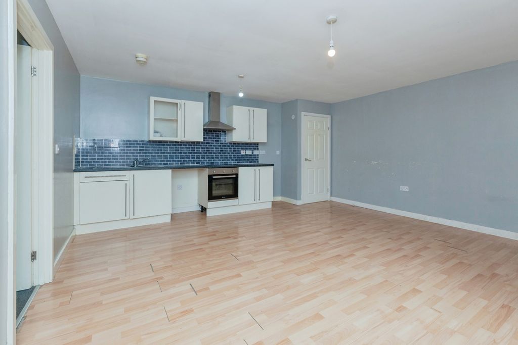 Property photo 3 of 10 Pbox-Img.Jpg