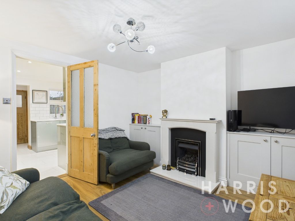 Property photo 3 of 13 4828503