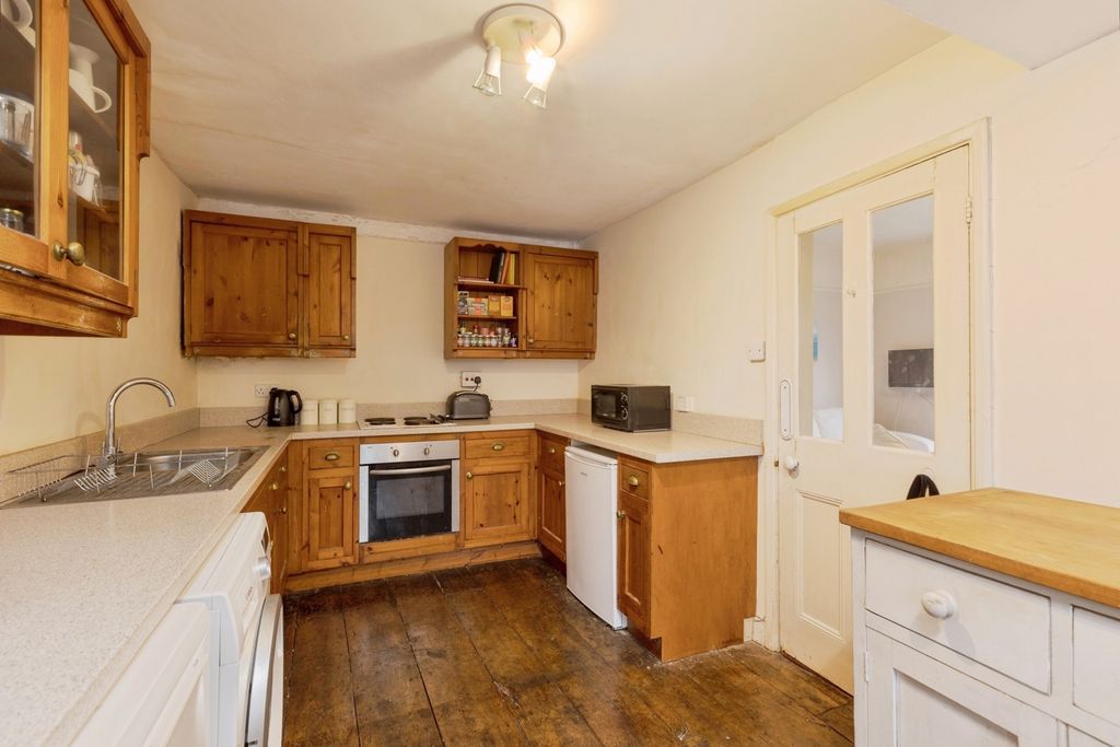 Property photo 3 of 15 Pbox-Img.Jpg