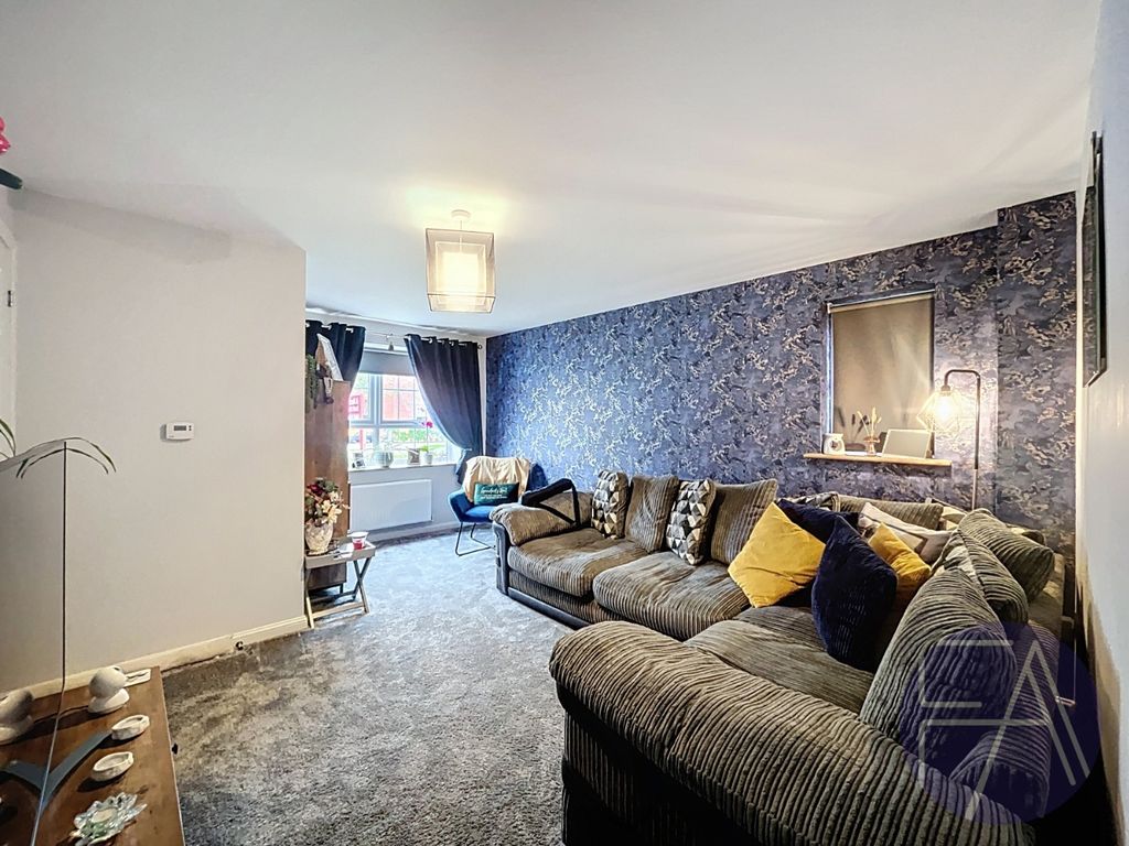 Property photo 3 of 21 4571966