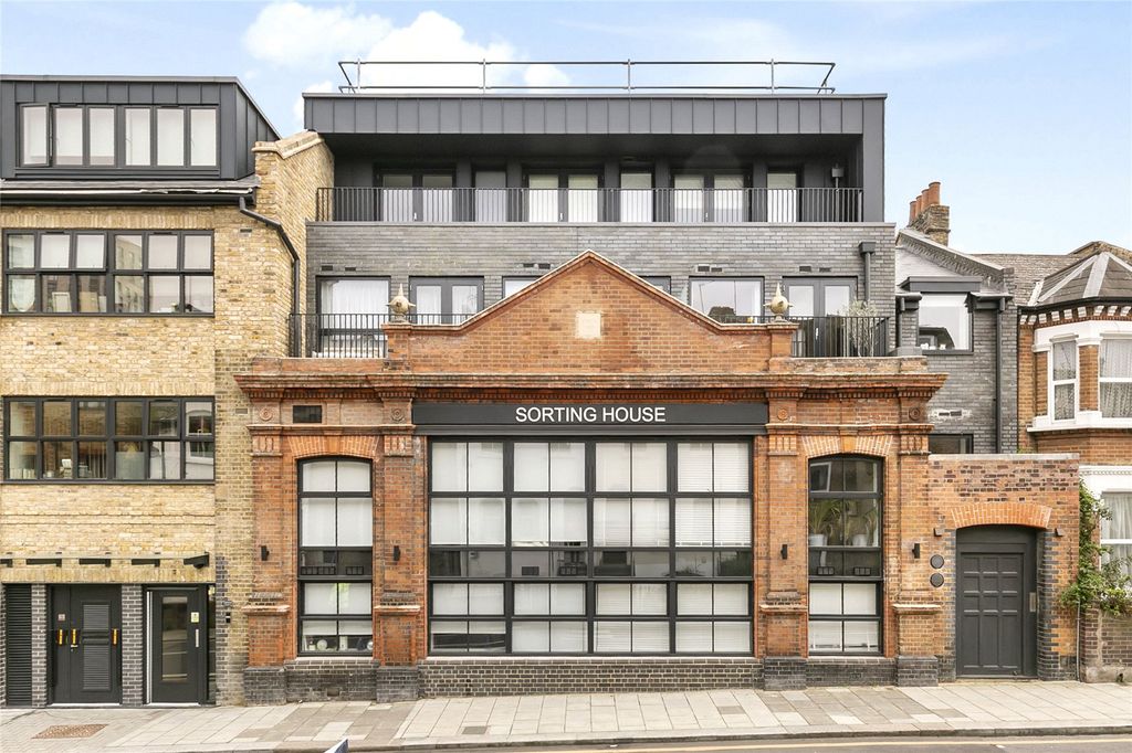 Property photo 2 of 10 Picture No. 14