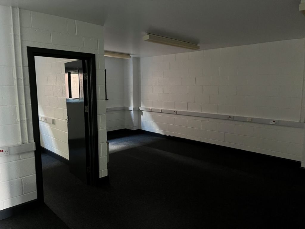 Property photo 2 of 3