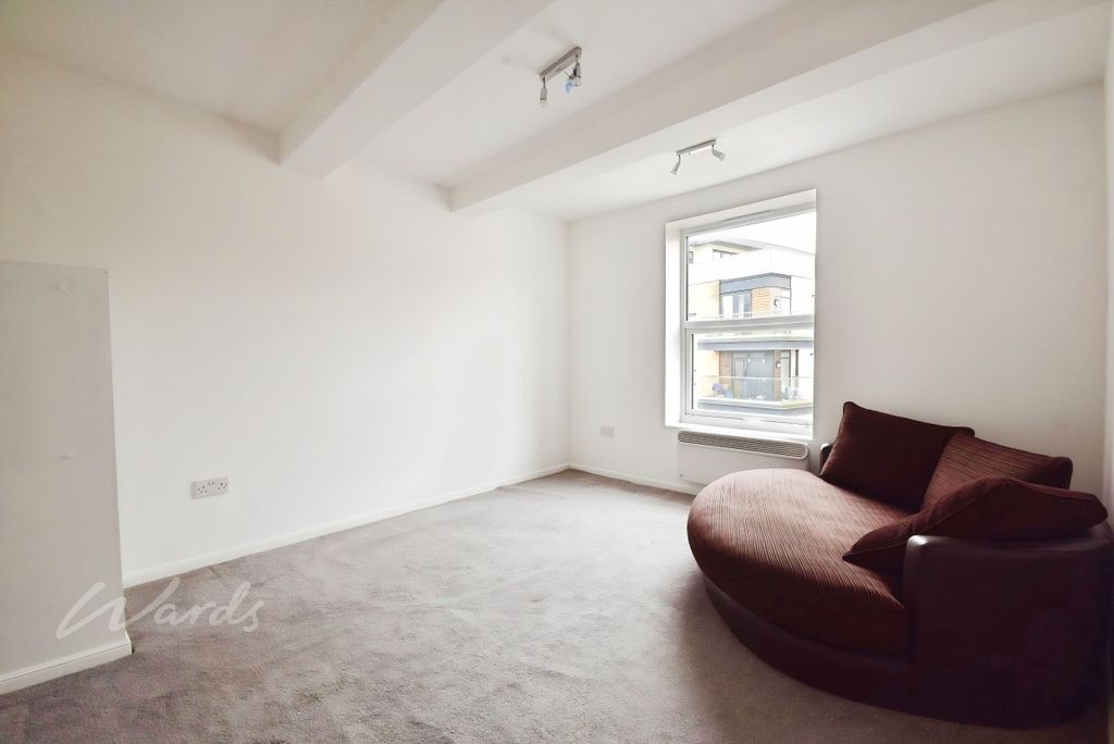 Property photo 2 of 8 Lounge