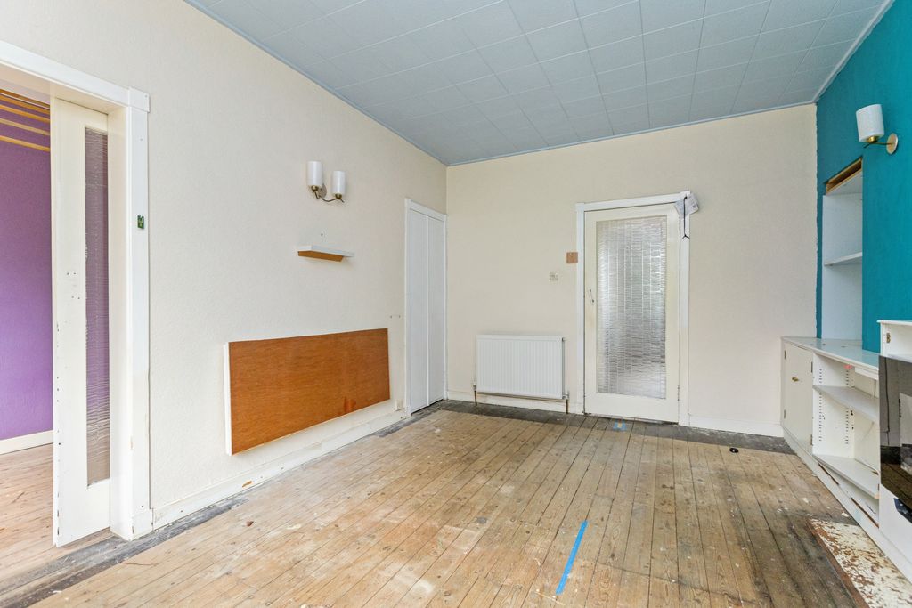 Property photo 3 of 18 Property Image 3
