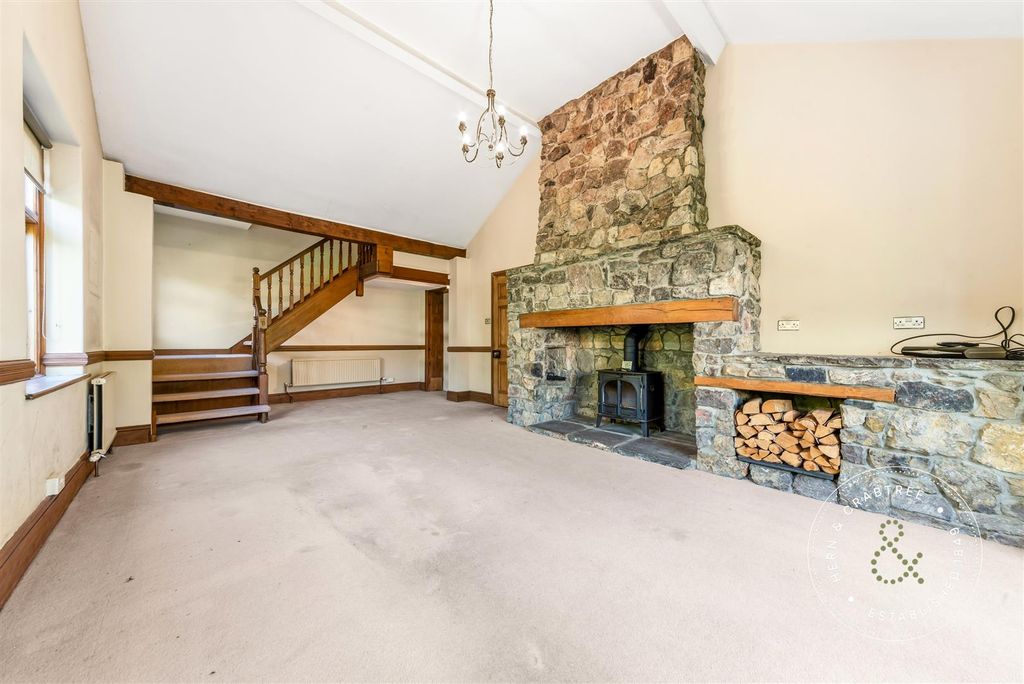 Property photo 2 of 53 Walston-Road-28.Jpg