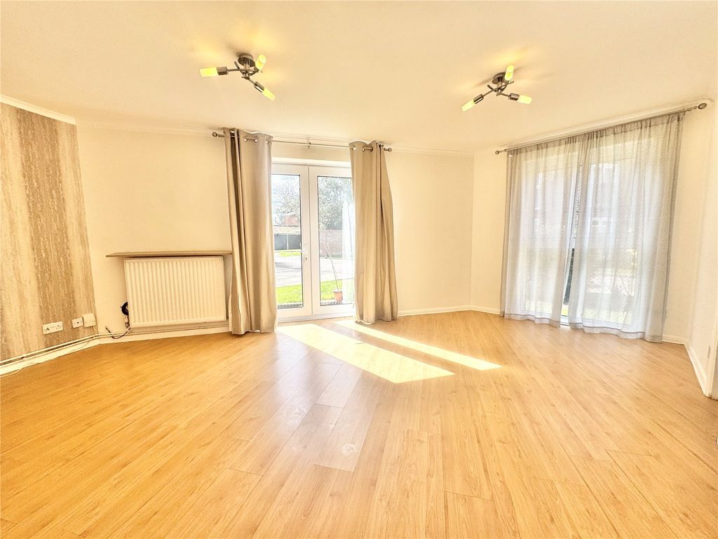 Property photo 3 of 9 Picture No. 09