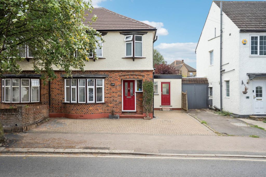 Property photo 1 of 16